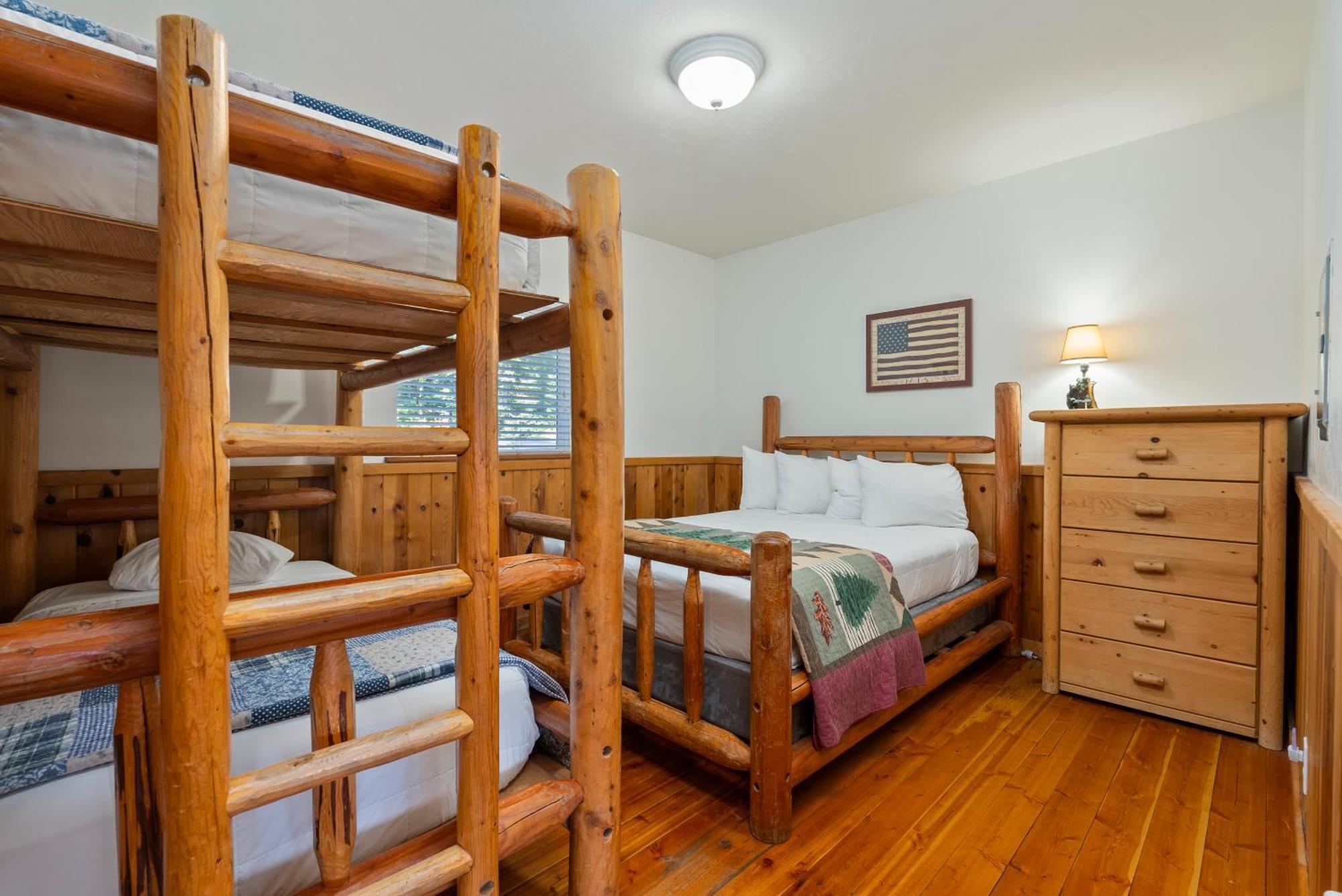 Odell Lake Shelter Cove Resort & Marina מראה חיצוני תמונה
